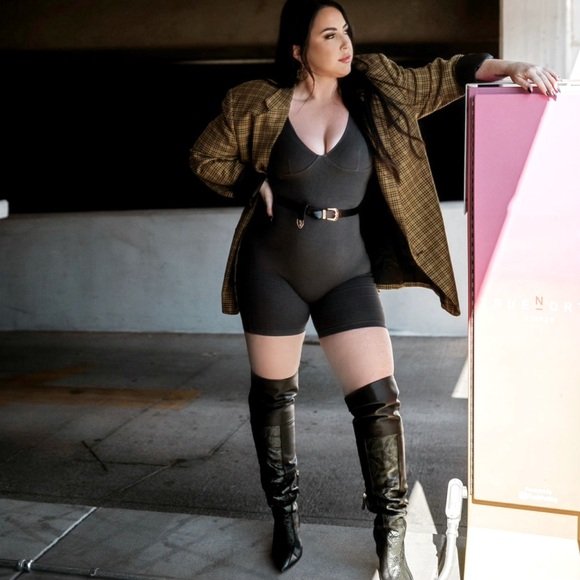 Good American Koko Thigh High Boot - Picture 1 of 4